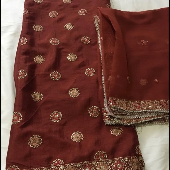 Punjabi unstitched suits - Picture 3 of 4